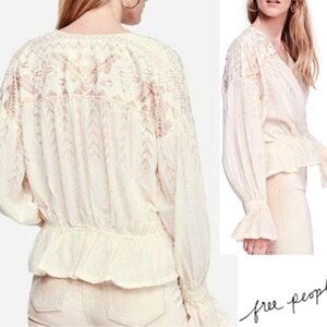 FREE PEOPLE Snowy Sand V-neck Peasant Top, Size Small, Excellent Condition.
